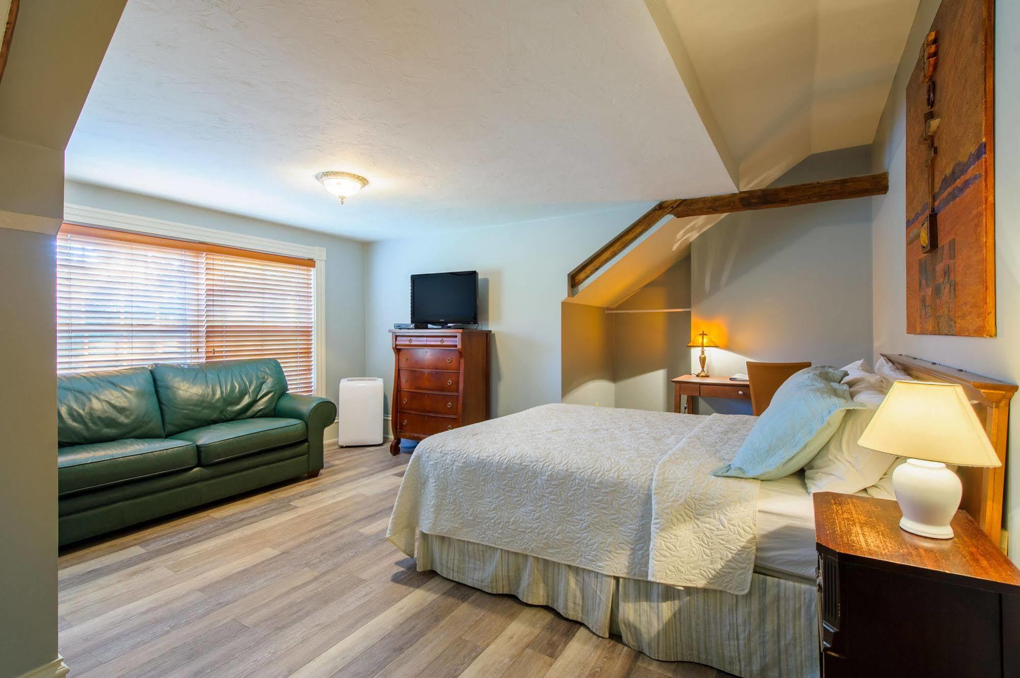 Auberge Gabriele Inn Shediac Exterior foto